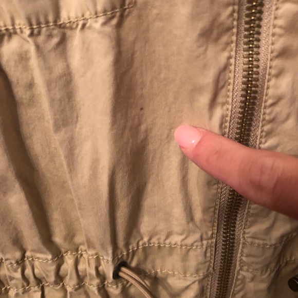 Michael Kors Cinched waist jacket with hood - Picture 5 of 8